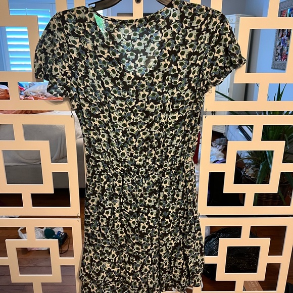 ZARA FLORAL MINI DRESS - Picture 2 of 2